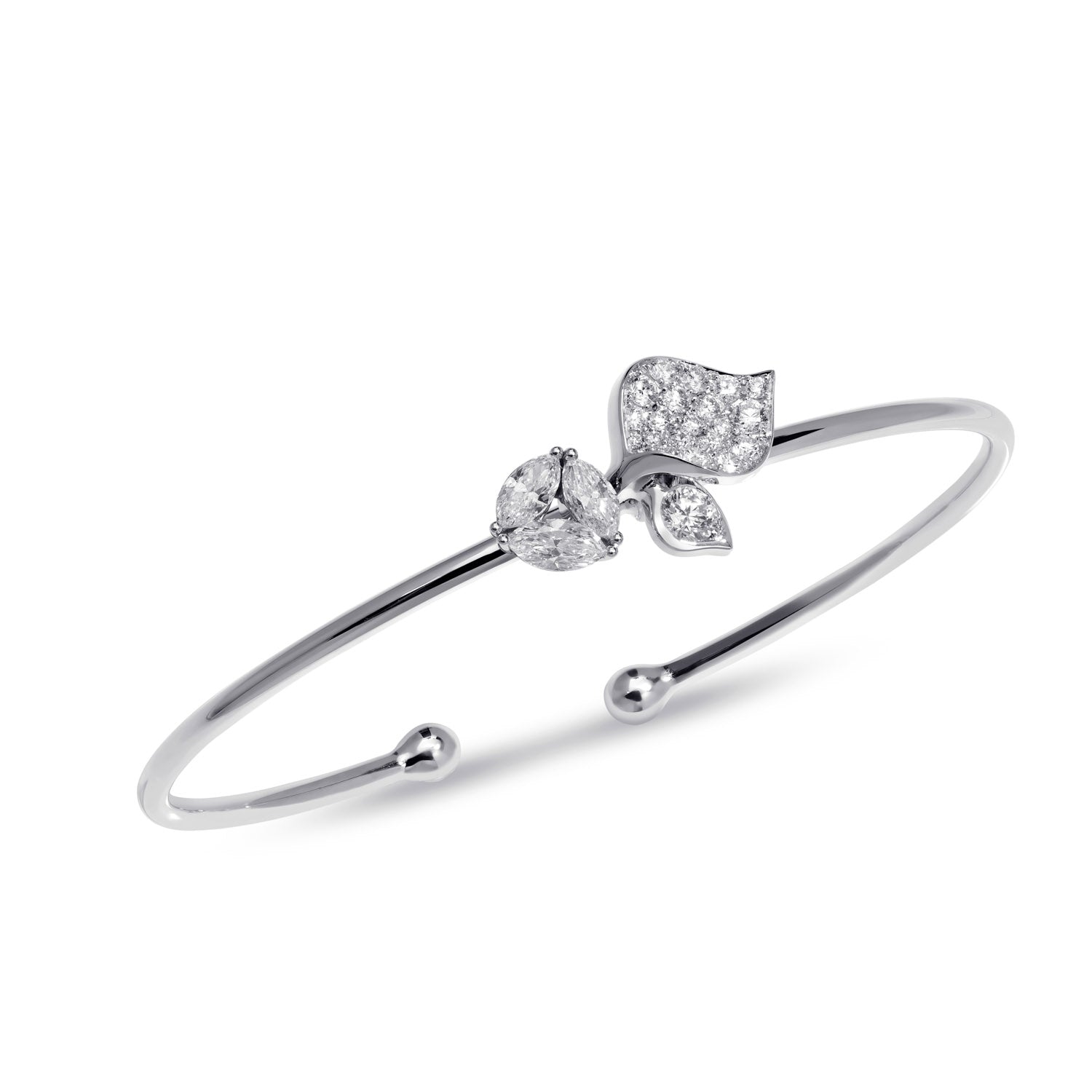 À FLEUR DE PARIS flexible Diamond Bangle