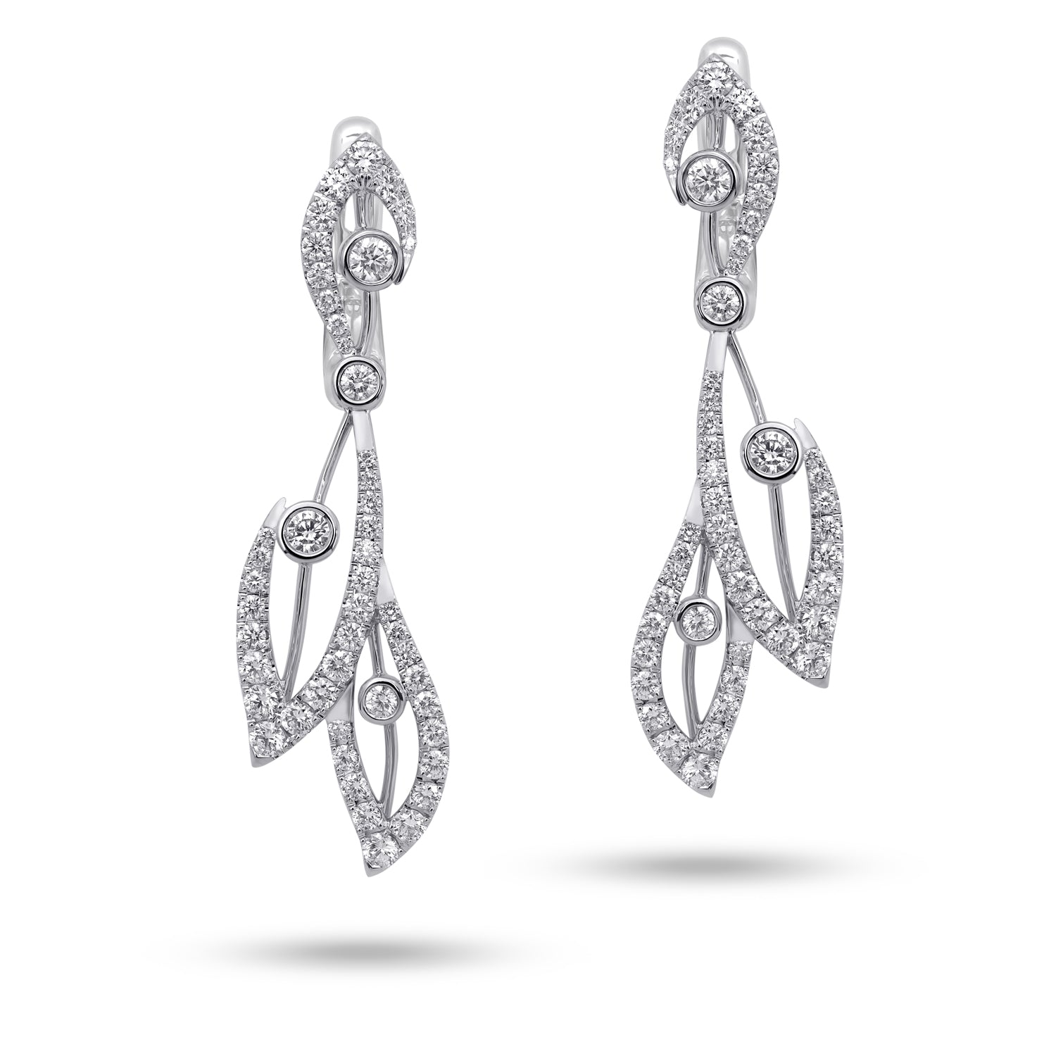 filigree diamond earring with leaf design made of 18k white gild, Stenzhorn Jewellery