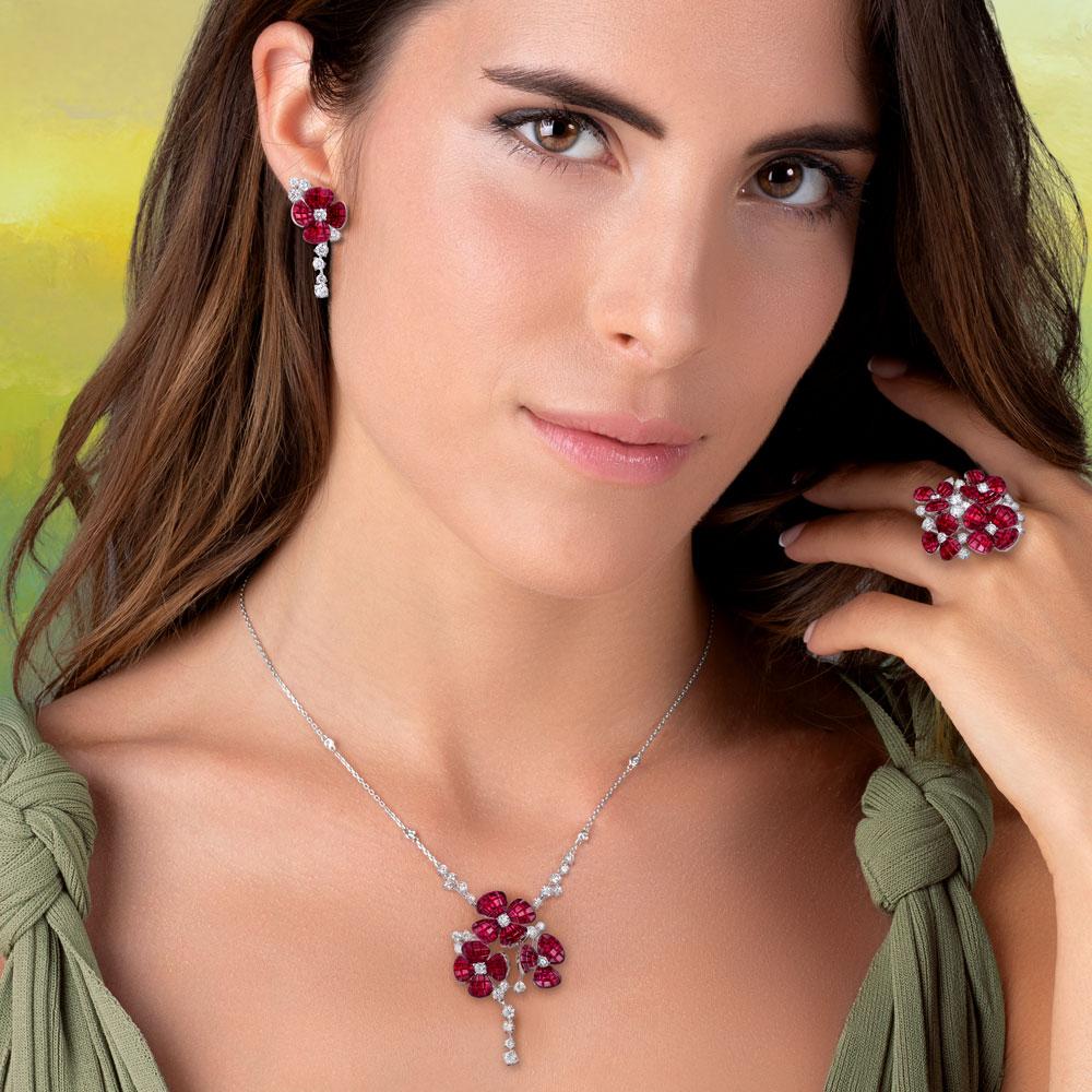 Hortensia Ruby Ring
